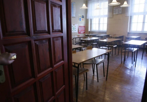 Nauczyciele pracują tylko 18 godzin tygodniowo? Pokazał 