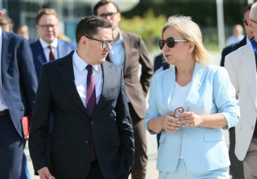 Koniec węgla, korekta OZE, ponad 1 bln zł na inwestycje i pewne braki. Oto nowa strategia rządu