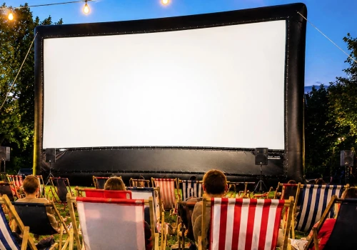 Bezpłatne kino plenerowe w Krakowie. W sobotę pokaz filmu „La La Land”