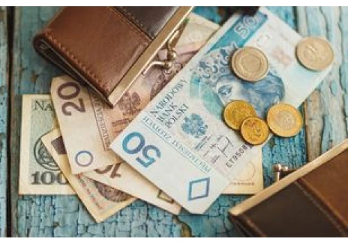 Jest decyzja Senatu. Chcą uszczelnić system. Akcyza na kolejne e-papierosy