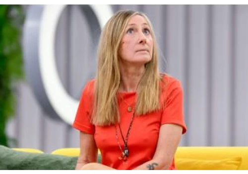 Beata Pawlikowska ma osobliwe podejście do wiary. Całkowicie oddziela ją od Kościoła