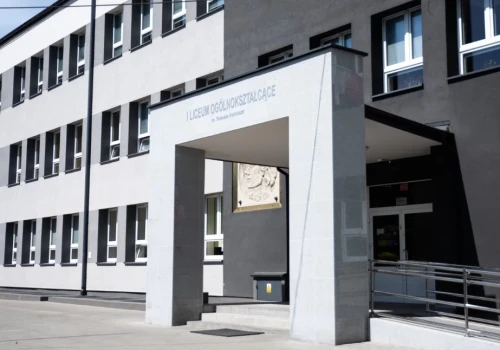 Jaworzno zmienia zasady w oświacie. Dyrektorzy będą mieć mniej godzin przy tablicy