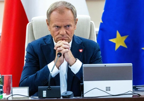Sondaż: zaledwie 33% badanych ocenia dobrze rząd Donalda Tuska