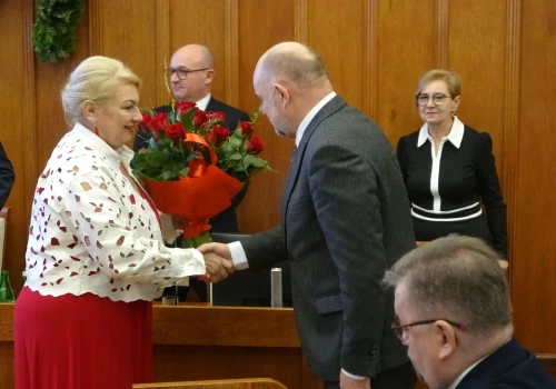 Inowrocławski radny dostał wyróżnienie od przewodniczącej sejmiku. W praktyce od koleżanki politycznej