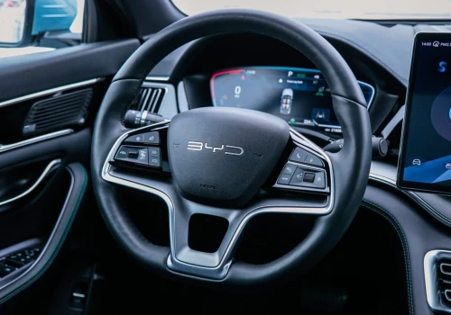 BYD jest już popularniejszy od Forda. Chińczycy powoli przejmują globalny rynek