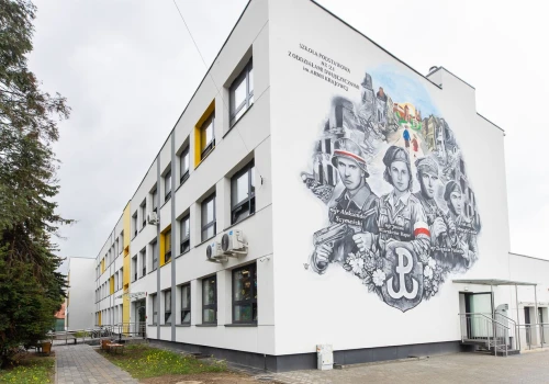 Koniec z tłokiem na Miodowej. Szkoła Podstawowa nr 21 gotowa na przyjęcie uczniów!