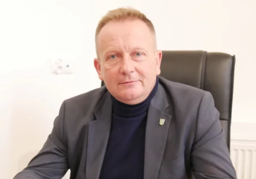 Otmuchów: Burmistrz Nowakowski dostał podwyżkę. Teraz żąda sprostowania