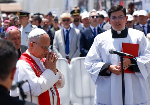Papież w Las Palmas: krzyż jest jak okręt