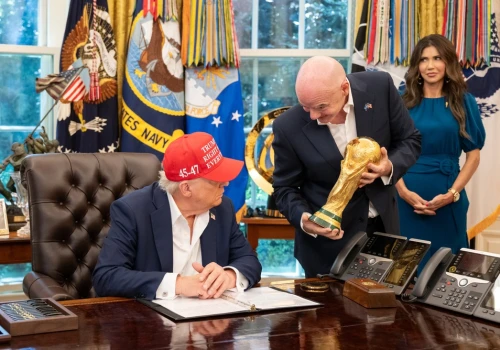 Szczyt hipokryzji u schyłku kapitalizmu. MŚ w Ameryce to FIFA w pigułce
