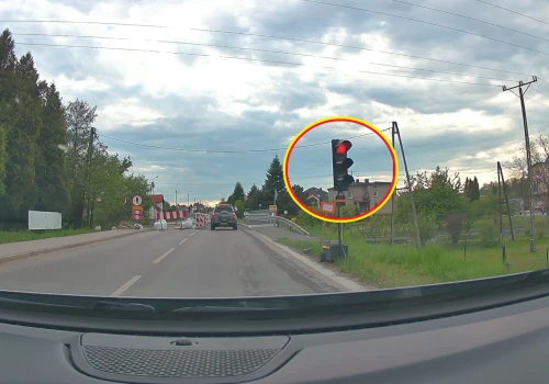 Czerwone światło nie dla kierowcy BMW