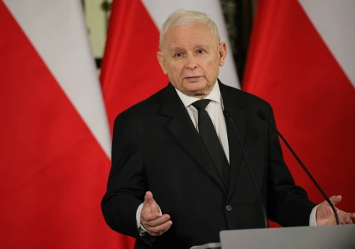 Kaczyński: PiS u władzy to koniec paktu migracyjnego