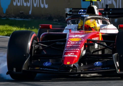 Hamilton nie składa broni. Ferrari ma gonić Mercedesa