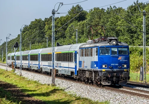 Tacy turyści to zmora w polskich pociągach. „Nikt się do niego nie przyznawał”