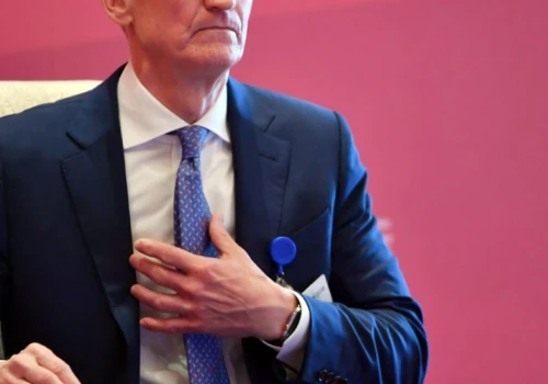 Donald Tusk rozmawiał z Timem Cookiem. Dwa ważne tematy dla Polski