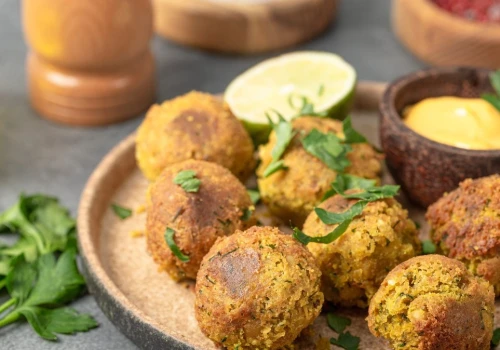 Falafel jak z najlepszej ulicznej budki. Sprawdzony przepis kucharza