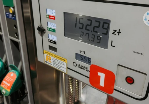 Podatek od nadmiarowych zysków łagodniejszy. Firmy chciały jednak dużo więcej