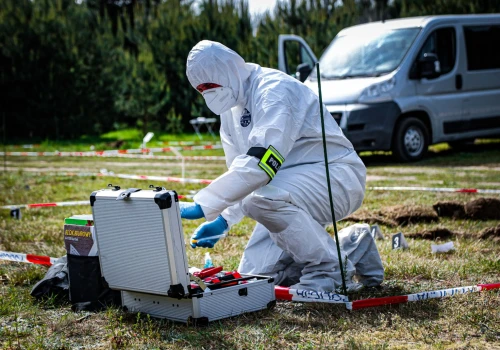 Wstrząsające odkrycie w Lutoryżu. Ludzkie płody w ziemi, trop prowadzi do patomorfolożki