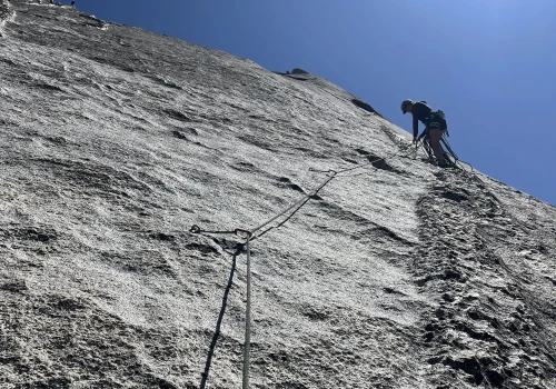 „Half Dome upadł”. Awantura o nowe przeloty na Snake Dike