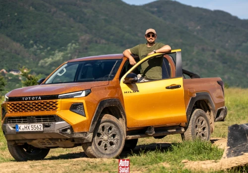 Są jak anioł i diabeł. Jeździłem przeciwnościami z gamy nowej Toyoty Hilux