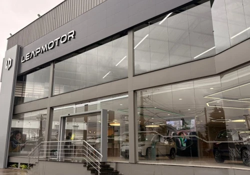 Jeden nowy salon co trzy dni. Leapmotor przyspiesza rozwój sieci