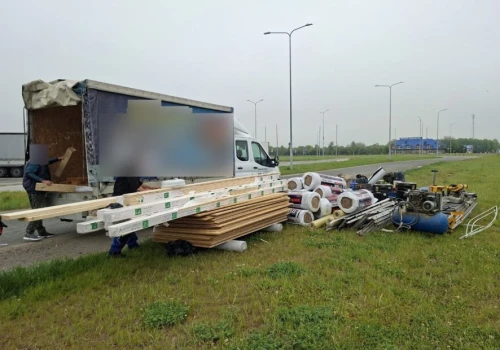 Dostawczak ważył ponad 6 ton. Inspektorzy zatrzymali skrajnie przeładowany pojazd na S19