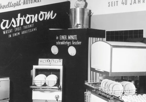 Od pierwszych zmywarek do zaawansowanych technologicznie systemów myjących. Historia, która zmieniła oblicze gastronomii