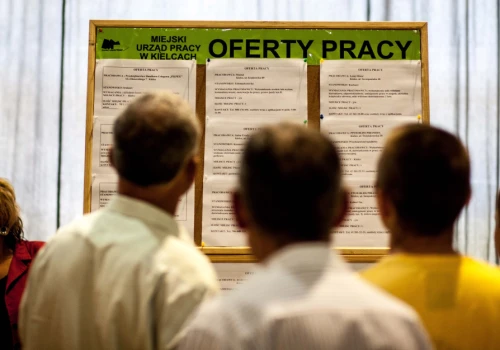Wstrząs na rynku pracy. Pracownicy po cichu tracą zatrudnienie