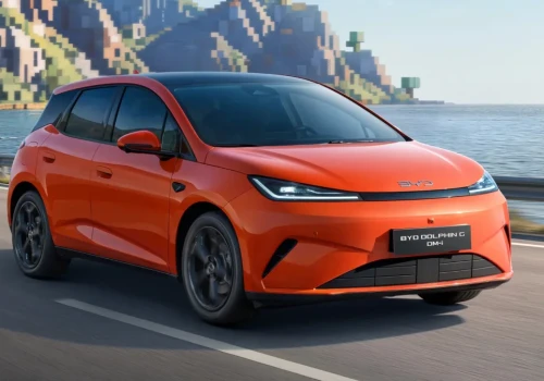 BYD Dolphin G DM-i celuje w Toyotę. Hybryda plug-in może namieszać wśród miejskich aut