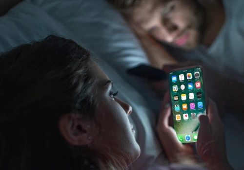 iPhone odpowiada za spadek liczby urodzeń na Zachodzie?