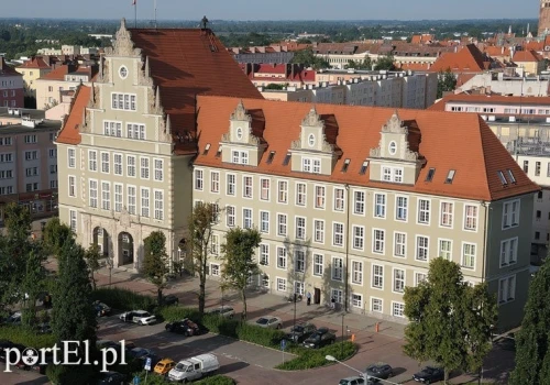 Sąd zawiesił proces oskarżonego o pedofilię
