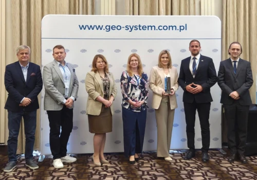 Laureaci nagród wręczanych podczas XI Konferencji Technicznej PODGiK