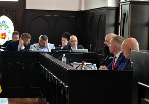 Nadchodzi głosowanie nad absolutorium dla Dariusza Wójtowicza. RIO punktuje „wykreowaną” nadwyżkę w budżecie