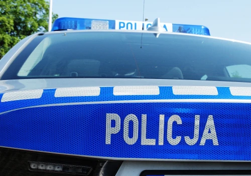 Zderzenie auta z motocyklem. Jedna osoba ranna