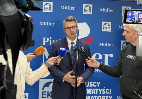 Müller krytykuje, Konwiński kontruje. Spór o wsparcie dla Środkowego Pomorza