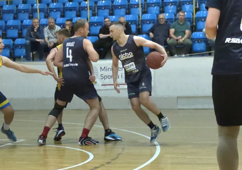 W finale CKNBA mamy remis. Trzeci mecz zadecyduje o wygranej