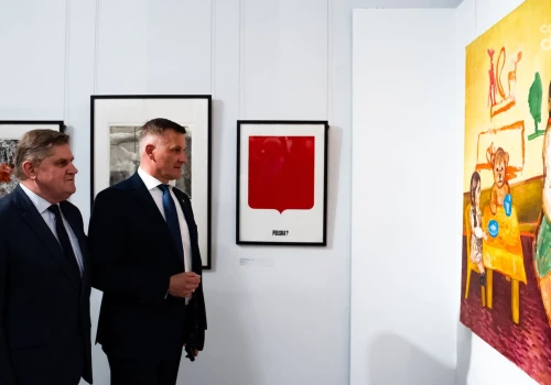 Głód wolności w sztuce. Nowa wystawa w Muzeum im. Jacka Malczewskiego