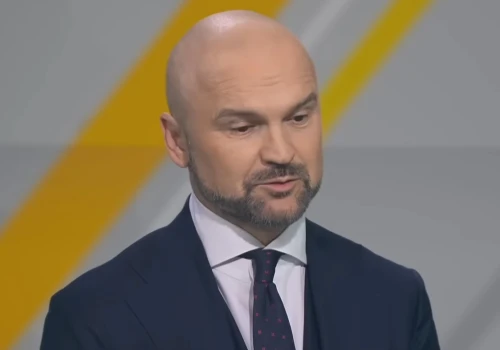 Cicho czy głośno? Dobroczynność w świetle fleszy