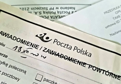 Koniec papierowego awizo. Polacy masowo przesiadają się na nową usługę