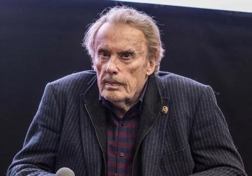 Na Olbrychskiego wylała się fala hejtu. Producent 