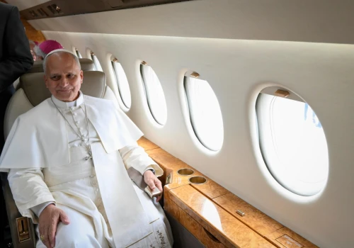 Papież Leon XIV wrócił z siedmiodniowej podróży do Hiszpanii
