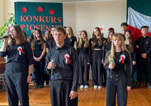 Konkurs Pieśni Patriotycznej w słupeckim LO
