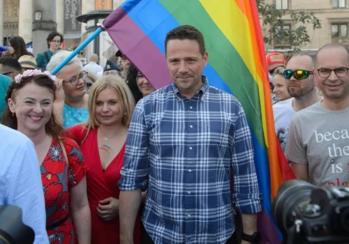 Warszawiaków czeka komunikacyjny paraliż. Wszystko przez Marsz LGBT pod patronatem Trzaskowskiego