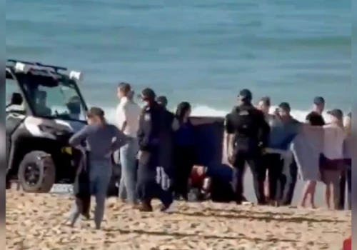 Rekin zaatakował 35-letnią kobietę przy słynnej plaży. Jej stan jest krytyczny