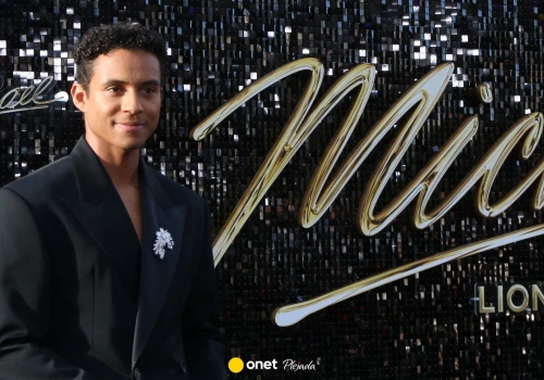 Fatalnie oceniony film o Michaelu Jacksonie kosztował 200 mln dol. Wiadomo, ile zarobił na świecie