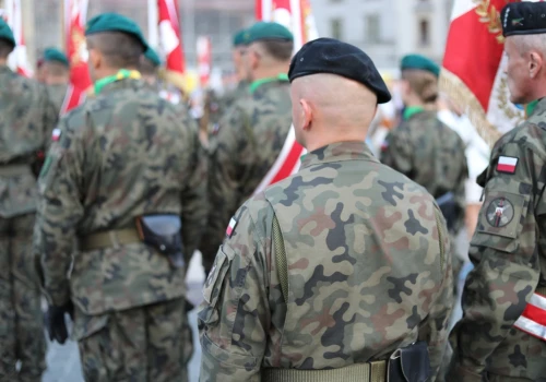 Wojsko płaci za wakacje. 6 tys. zł za letnie szkolenie