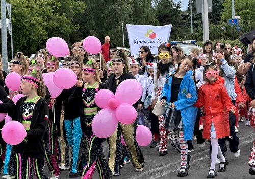 Barwny korowód przeszedł ulicami Konina. Czas na finał dziecięcego festiwalu!