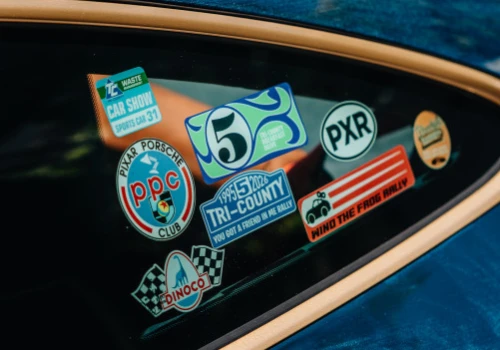 Buzz, Jessie i Chudy dostali własne Porsche. Trudno się nie uśmiechnąć, nawet jeśli to luksusowa fanaberia
