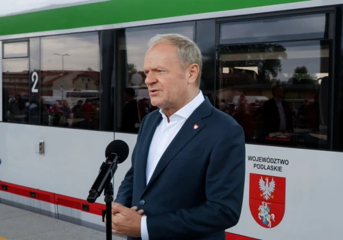 Tusk żartuje z prezydenta. Czarnek mocno punktuje!
