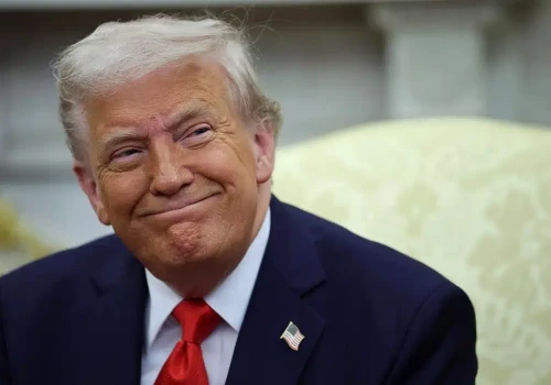 Trump: w niedzielę podpisanie porozumienia z Iranem, ropa najtańsza od marca
