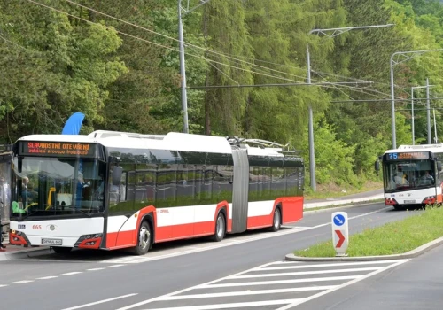 Uście nad Łabą z nową trasą trolejbusową